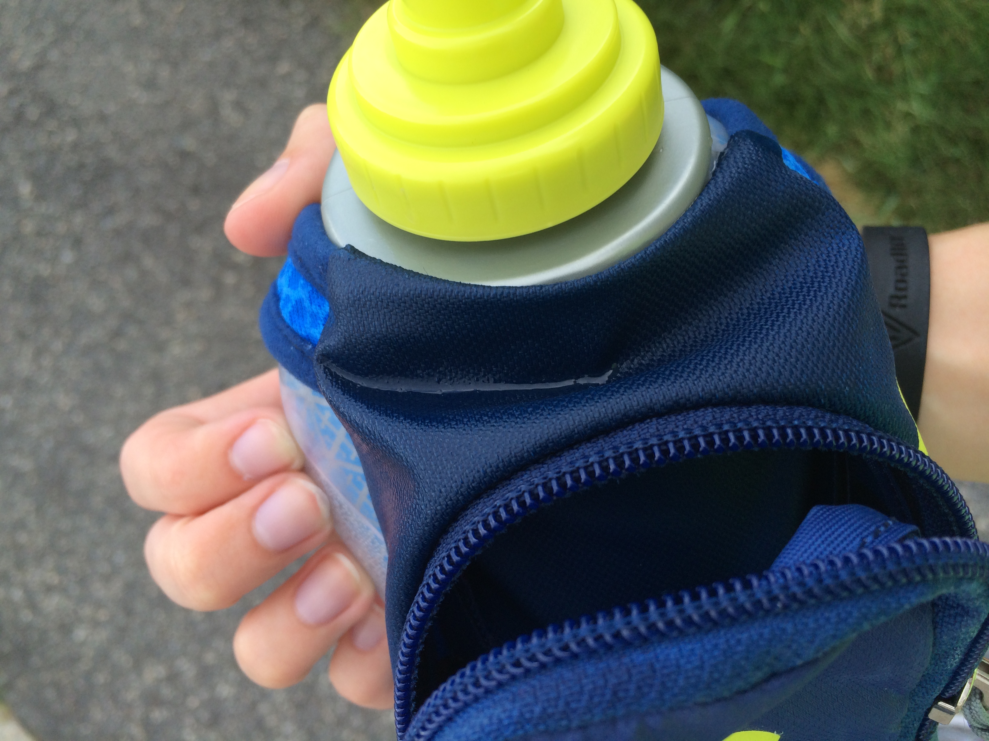 Trail Runner's Gear Review: Nathan SpeedDraw Plus Insulated Flask — ATRA